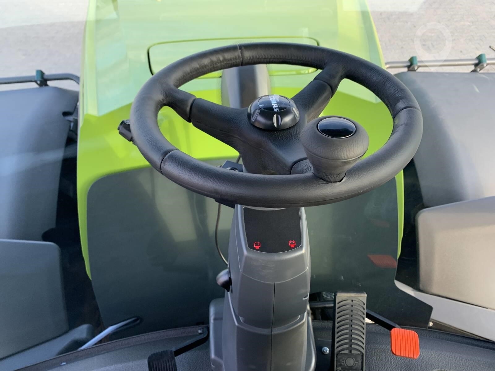 CLAAS XERION 5000 - Image 4